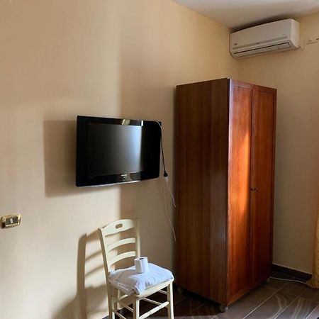Room Elia Napoli Eksteriør bilde