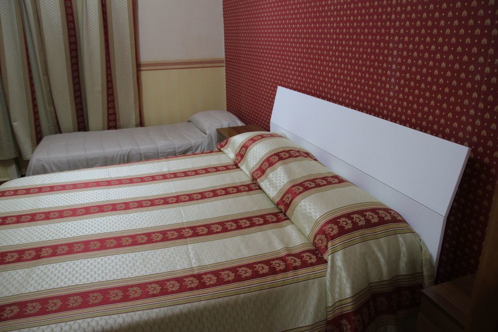 Room Elia Napoli Eksteriør bilde